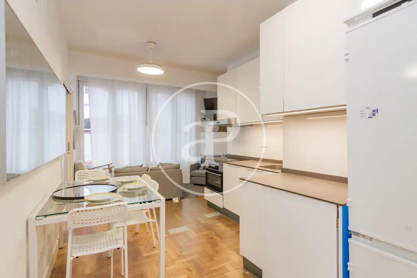 Piso en venta en C. de Sánchez Barcáiztegui, Pacífico