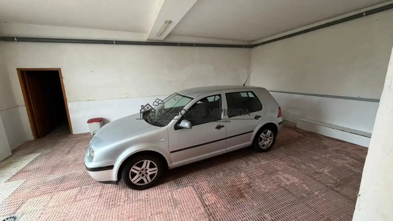 Parking of Houses for sale in Ourense Capital   with Heating, Private garden and Terrace