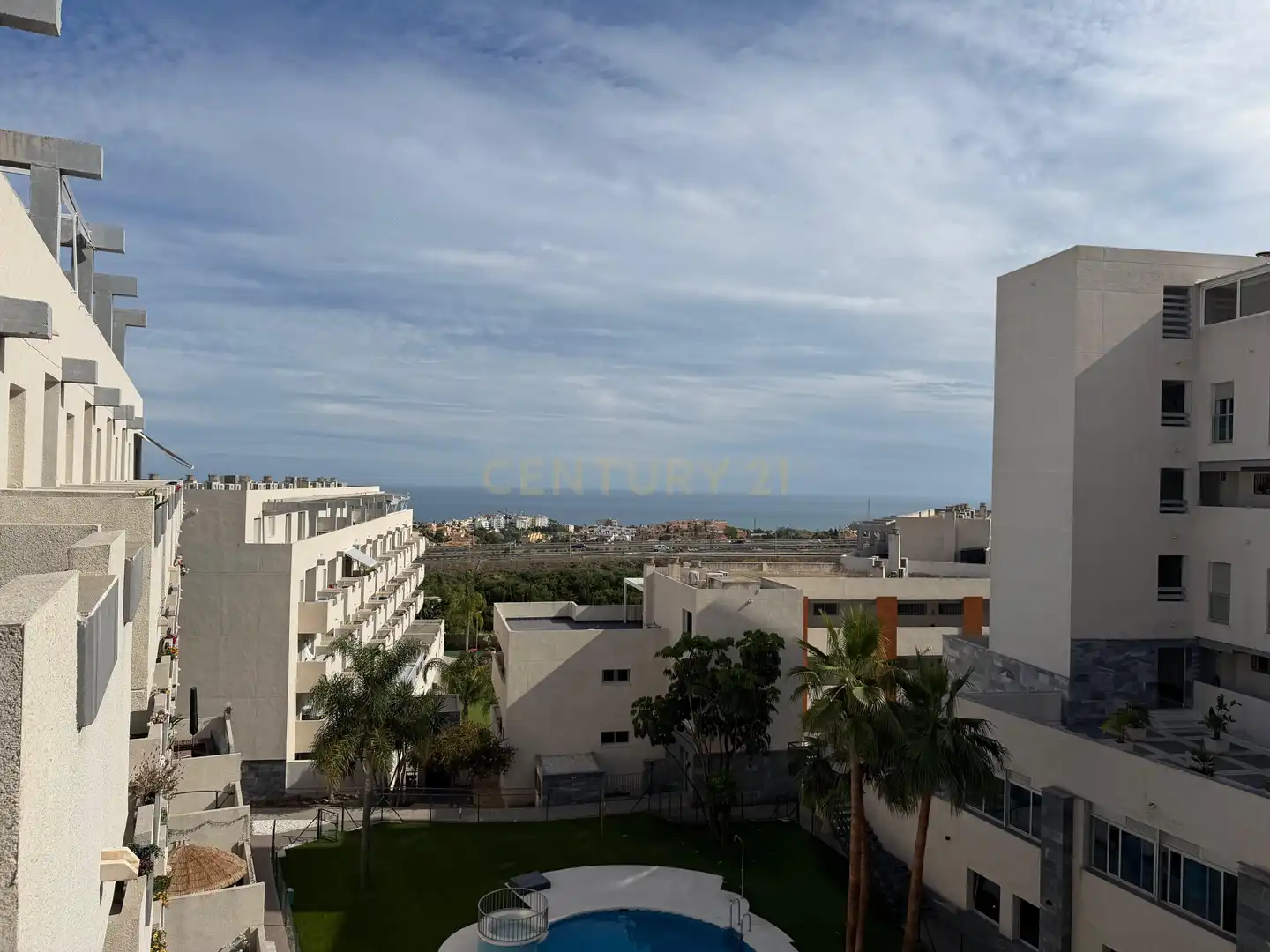Vista exterior de Apartament de lloguer en Mijas amb Aire condicionat, Jardí privat i Traster