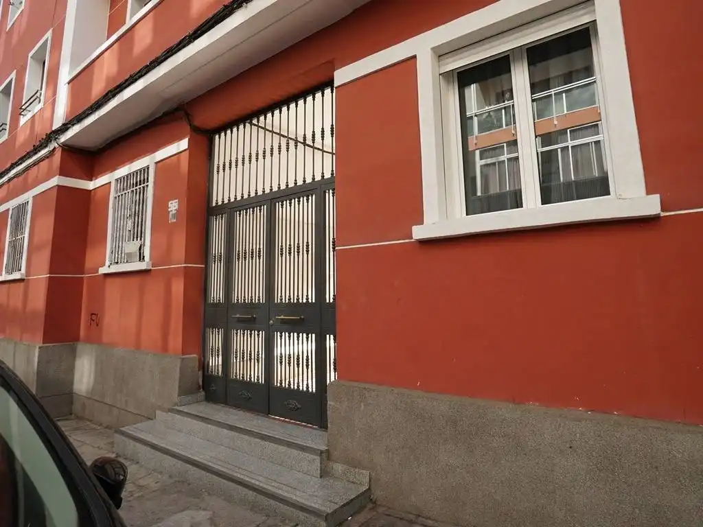 Pis en venda a MANUEL GONZALEZ MARTIN, 48, Alcaravaneras
