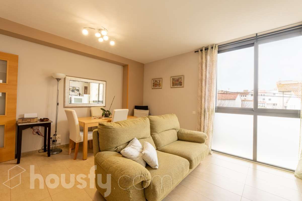 Living room of Flat for sale in Vilanova i la Geltrú  with Air Conditioner, Heating and Terrace