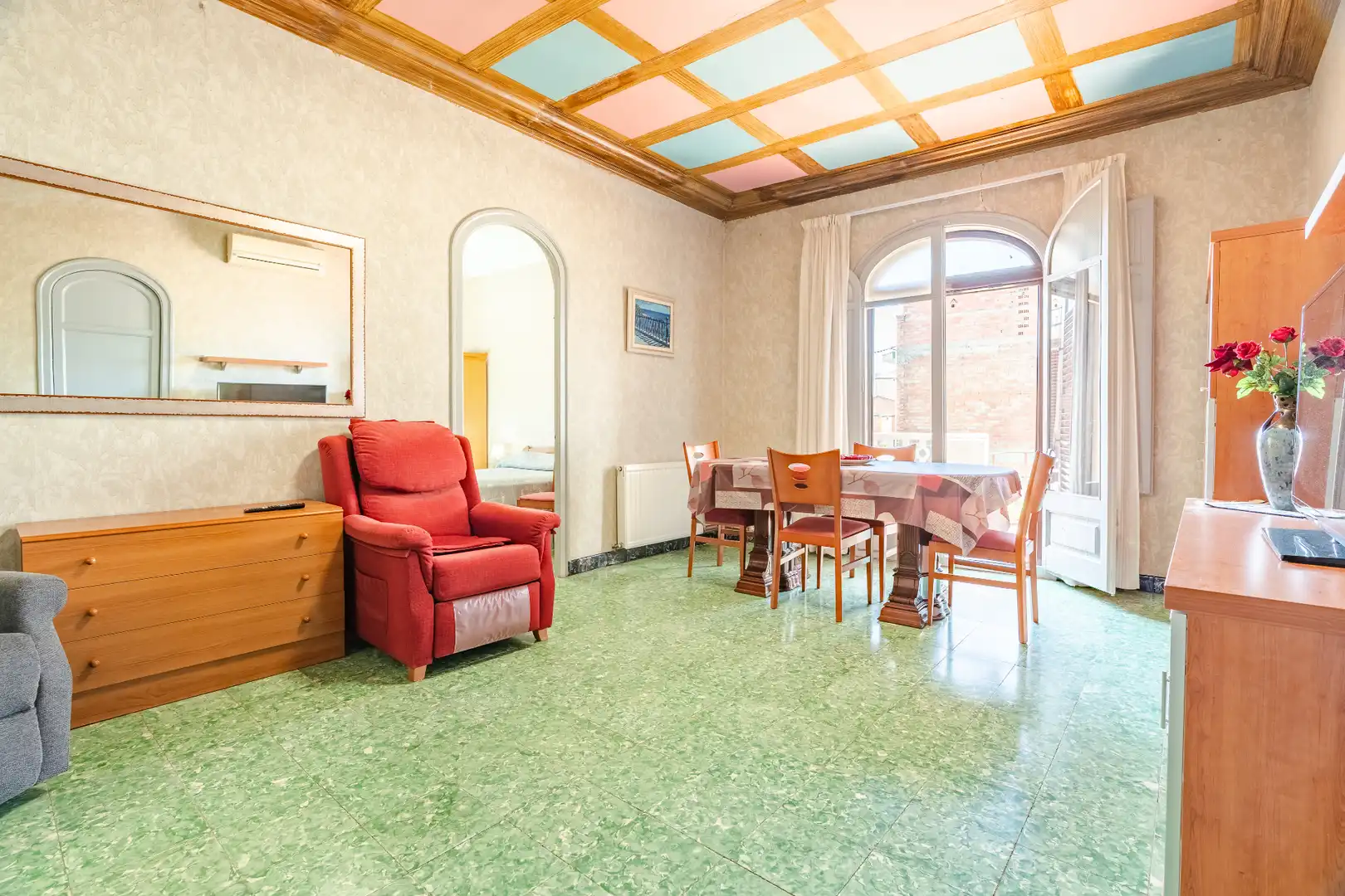 Esszimmer von Haus oder Chalet zum Verkauf in La Pobla de Mafumet mit Klimaanlage, Heizung und Privatgarten