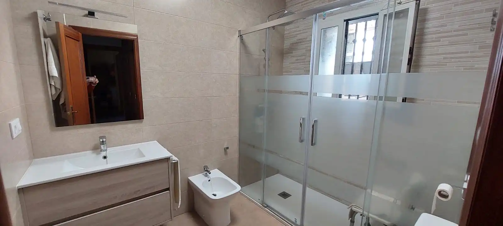 Chalet con terraza en venta en Calle de las Petunias, imagen 9