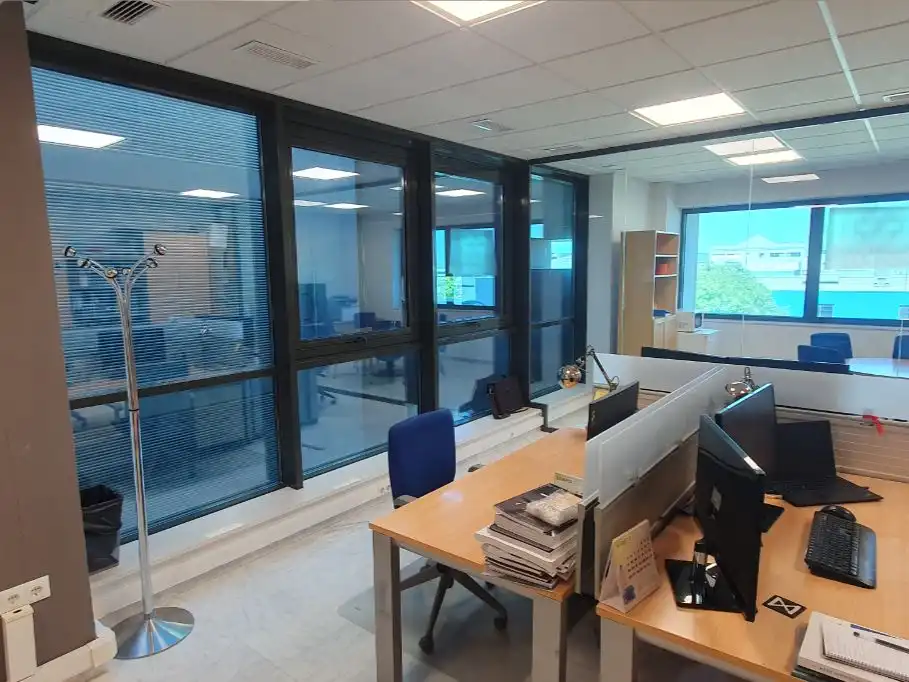 Oficina con ascensor en venta en Calle Industria 3, imagen 9