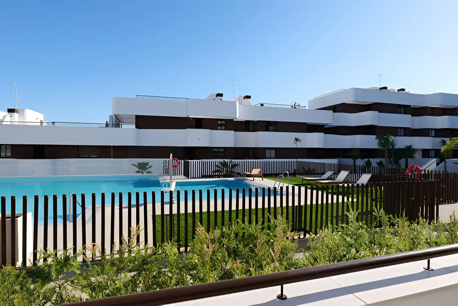 Apartamento con piscina en venta en Estepona Pueblo, imagen 27