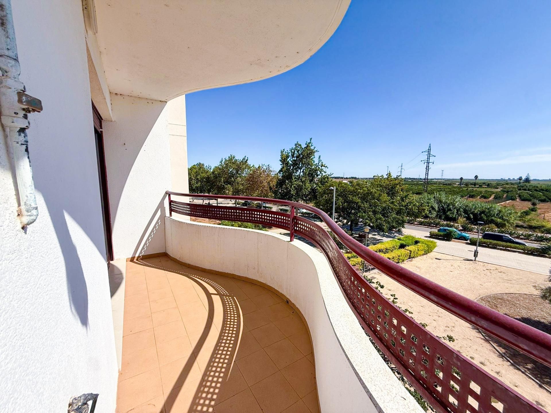 Terrace of Flat to rent in Silla  with Air Conditioner, Heating and Terrace