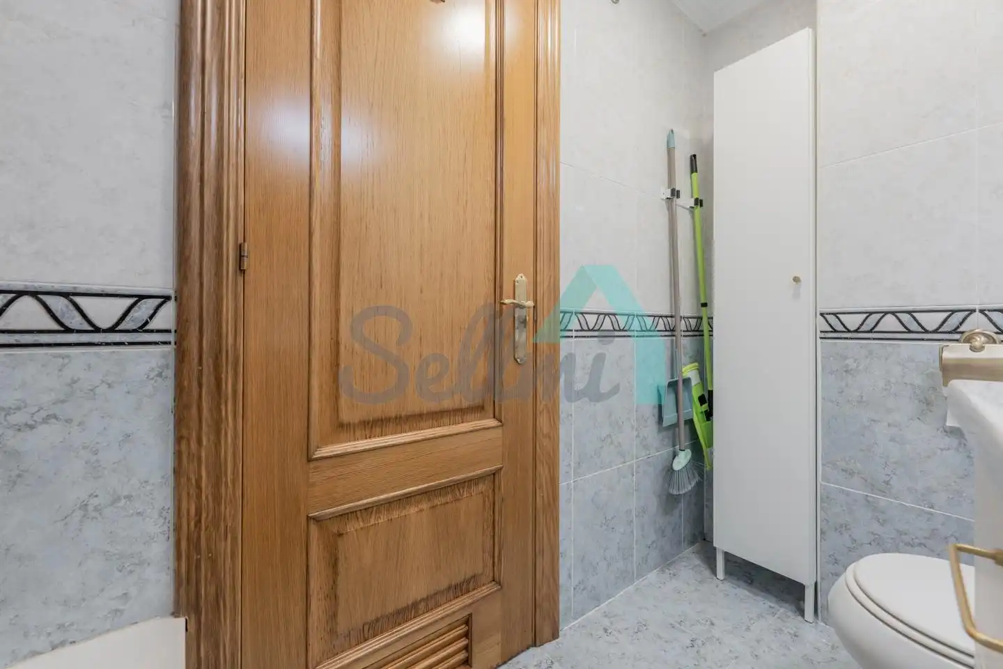 Wohnung zur Miete in Rosal, Parque San Francisco - Uría