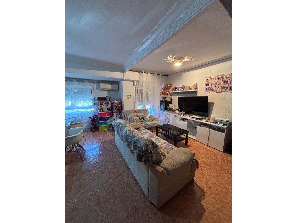 Living room of Flat for sale in Xirivella  with Balcony