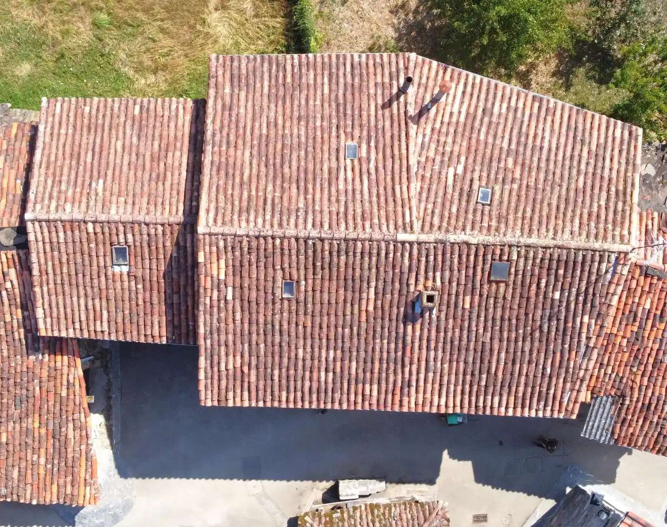Vista exterior de Finca rústica en venda en Aller amb Jardí privat