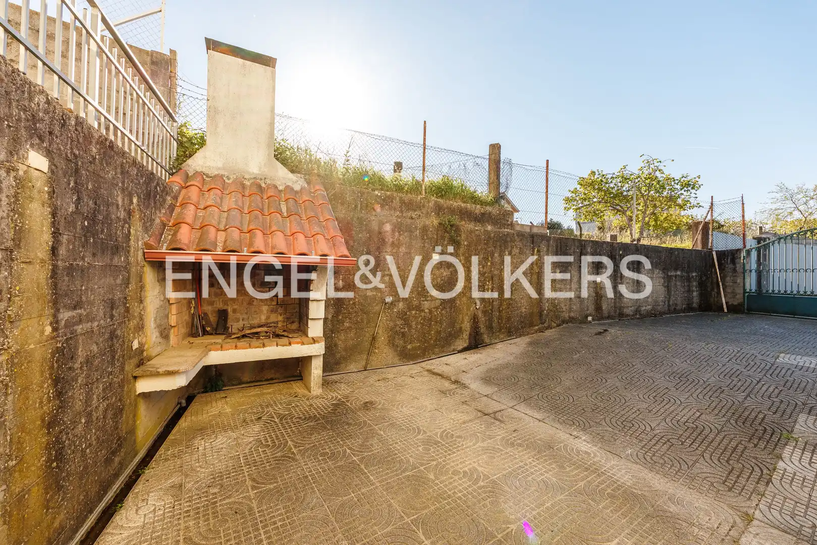 Terraza de Casa o chalet en venta en Vigo  con Calefacción, Jardín privado y Parquet