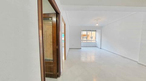 Photo 4 of Flat to rent in Carolinas Altas, Alicante