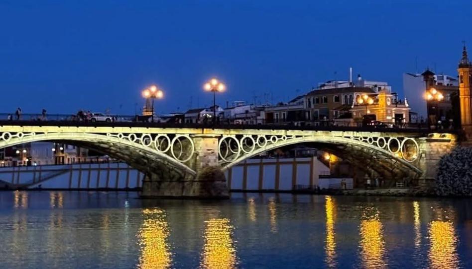 Photo 1 of Building for sale in Pelay Correa, Triana Casco Antiguo, Sevilla