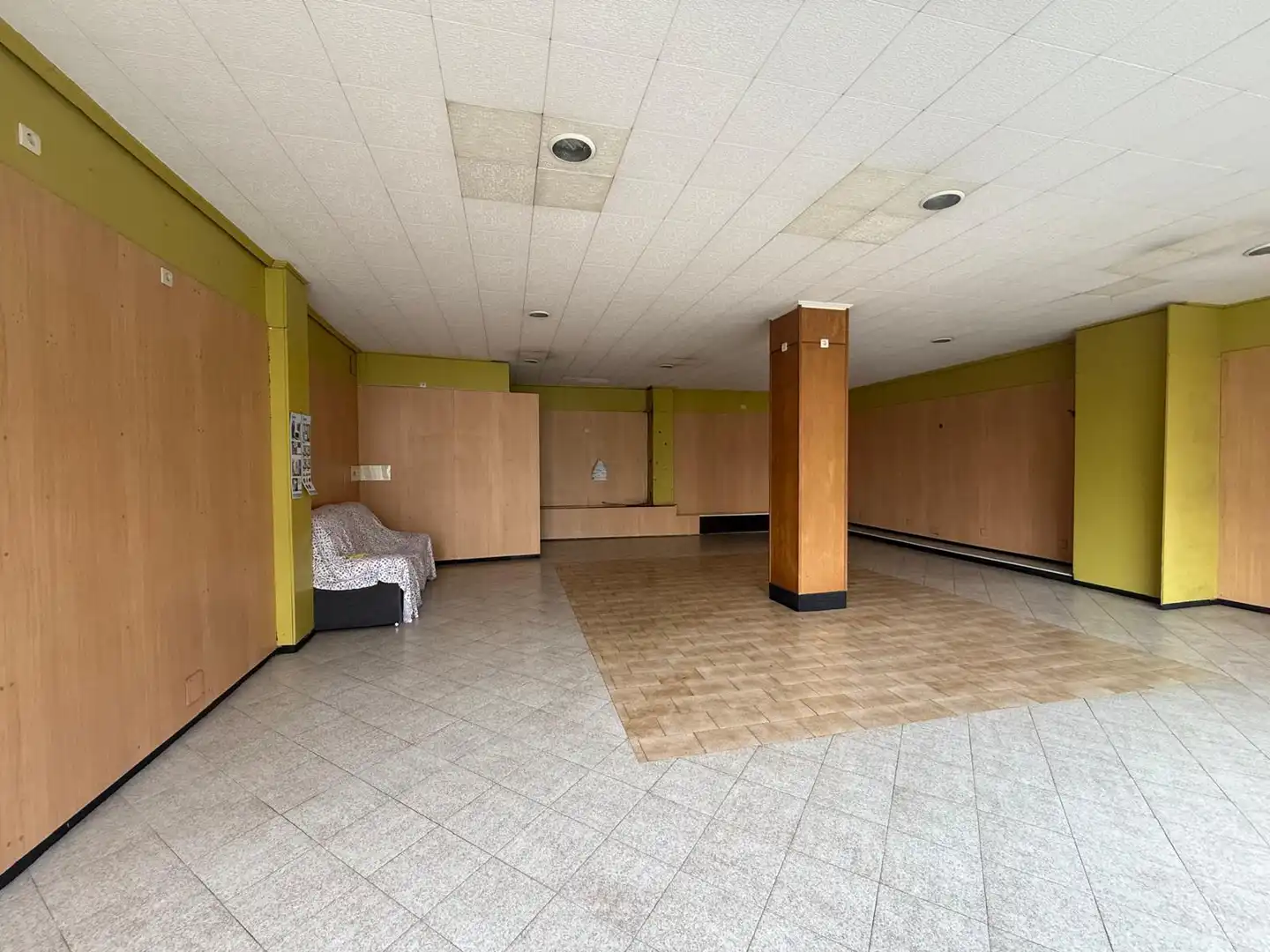 Commercial properties for sale in Boiro