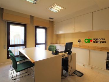 Ufficio con ascensore in vendita a Centro - Casco Histórico