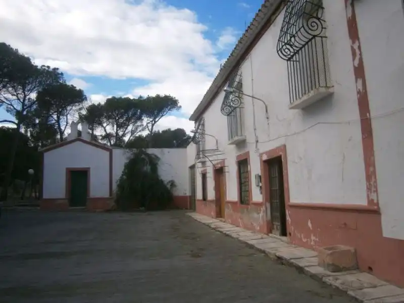 Casa rustica con giardino in vendita a Monóvar  / Monòver