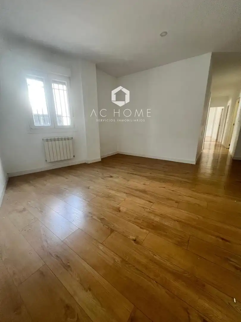 Habitación de Piso de alquiler en Campo Real con Aire acondicionado, Calefacción y Piscina