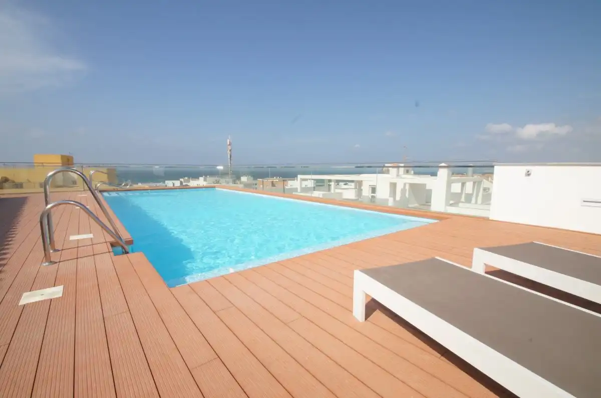 Apartment with pool for sale in Calle Numancia, imagen 2