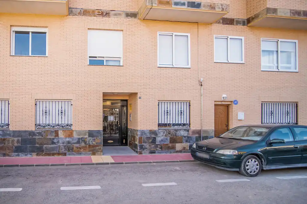 Außenansicht von Garage zum Verkauf in Murcia