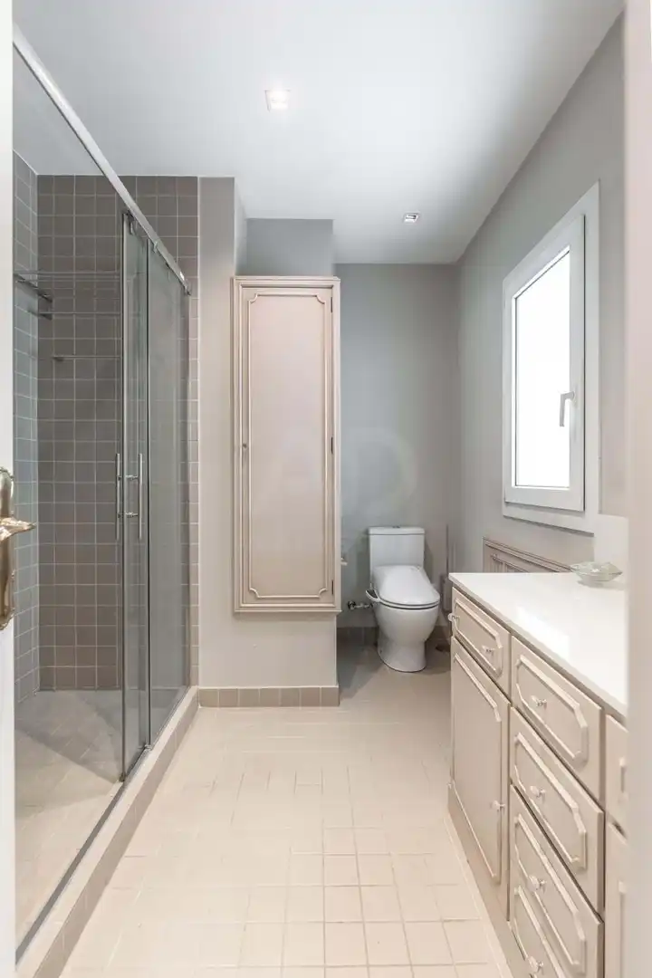 Bathroom of Houses for rent in Madrid