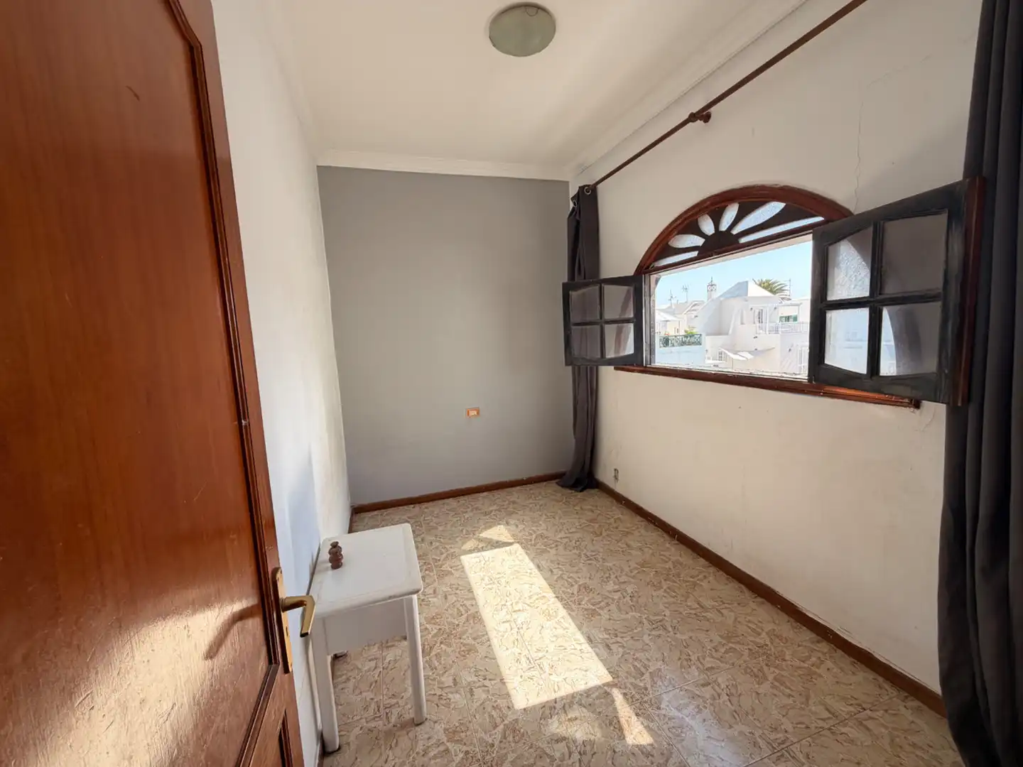 Habitación de Piso en venta en San Bartolomé con Balcón