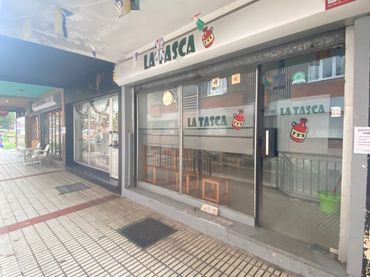 Locale commerciale in vendita a Aldea Cocienes 39