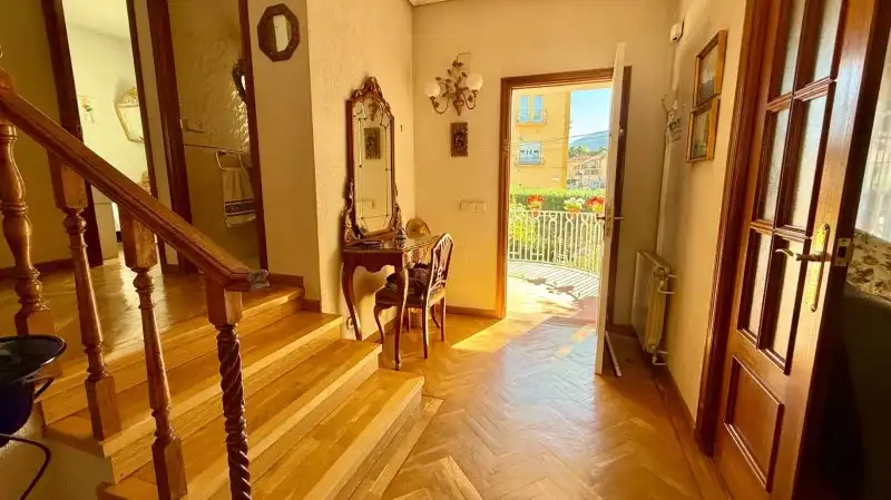 Casa o xalet en venda en El Espinar amb Calefacció, Jardí privat i Parquet