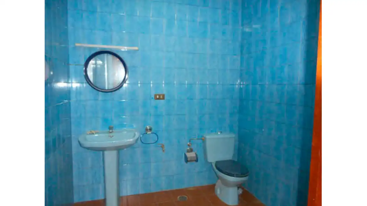 Baño de Local en venta en Vigo 