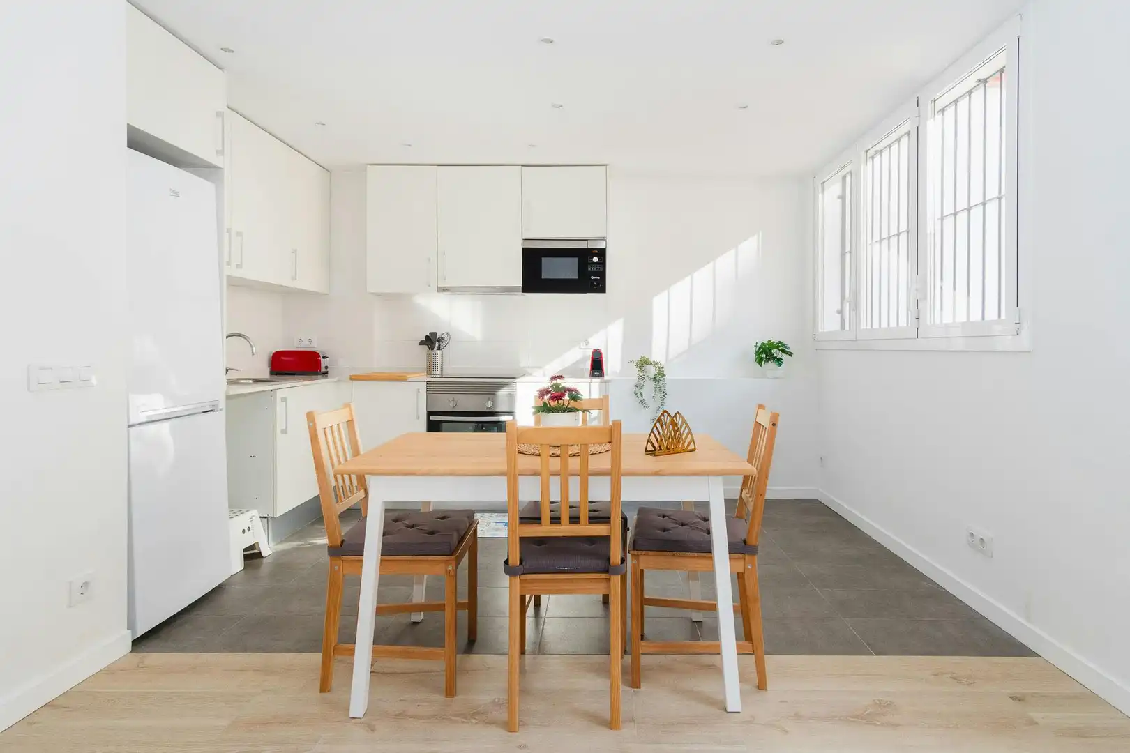 Kitchen of Flat for rent in Barcelona  with Air Conditioner, Heating and Furnished