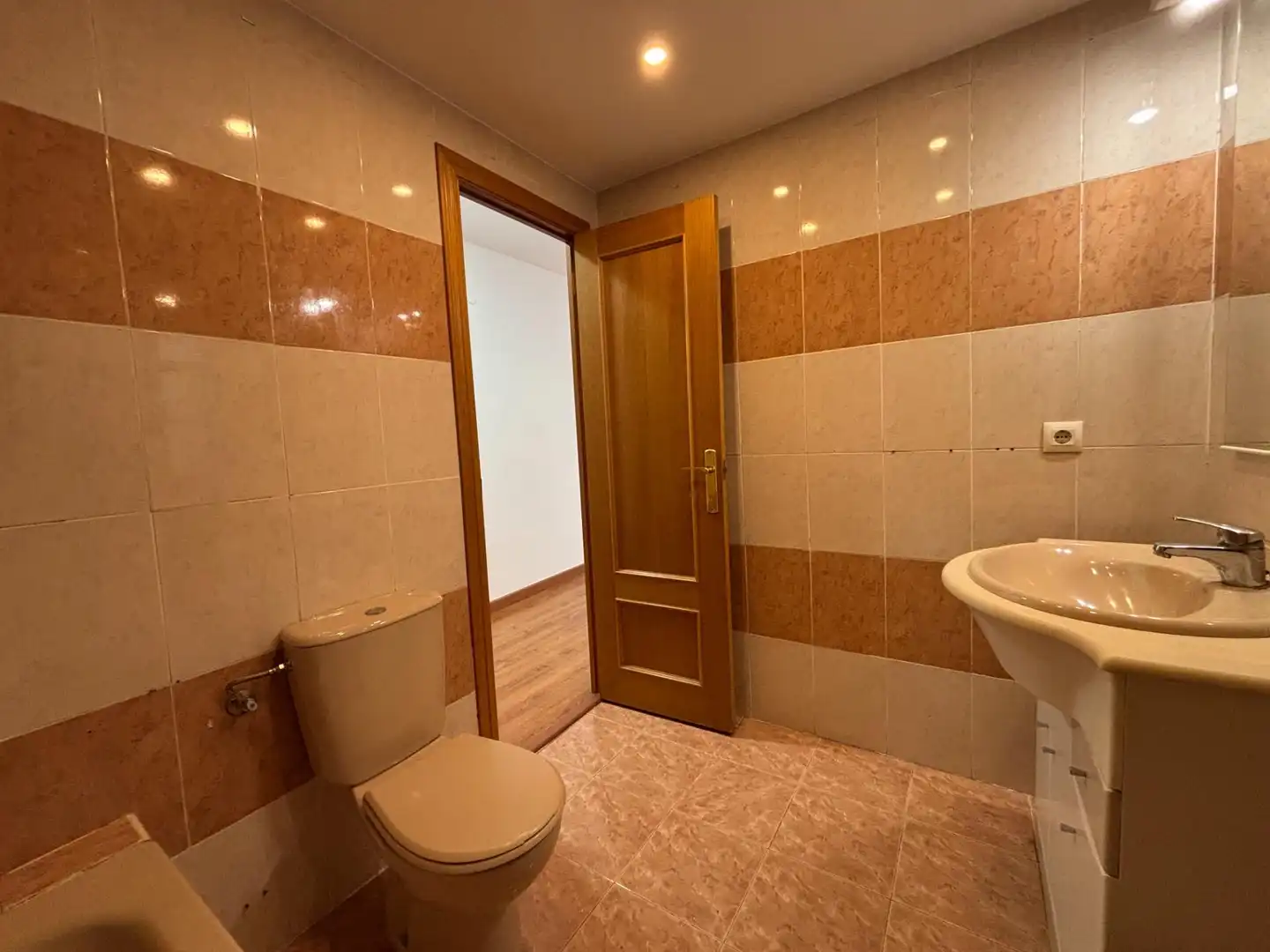 Flat with lift for sale in Calle CORONEL MONTESINOS, imagen 35