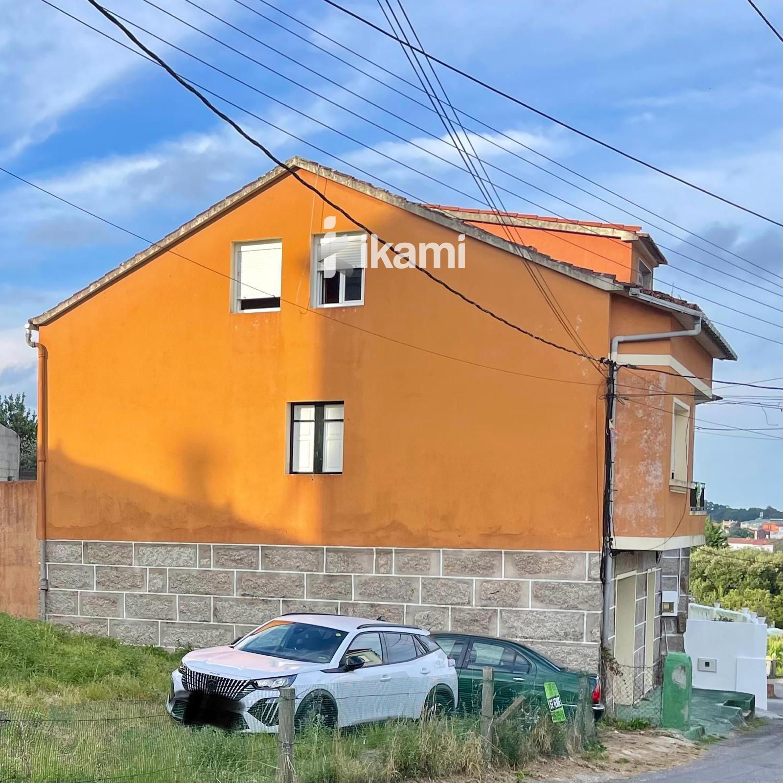 Exterior view of House or chalet for sale in Vilagarcía de Arousa  with Heating, Terrace and Storage room