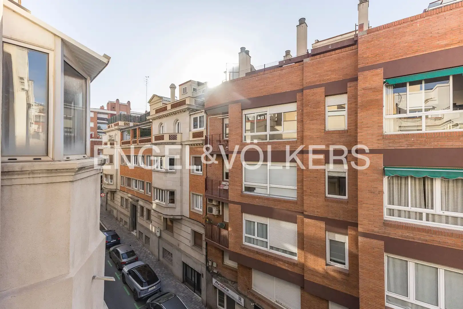 Vista exterior de Ático en venta en Barcelona con Calefacción, Terraza y Balcón