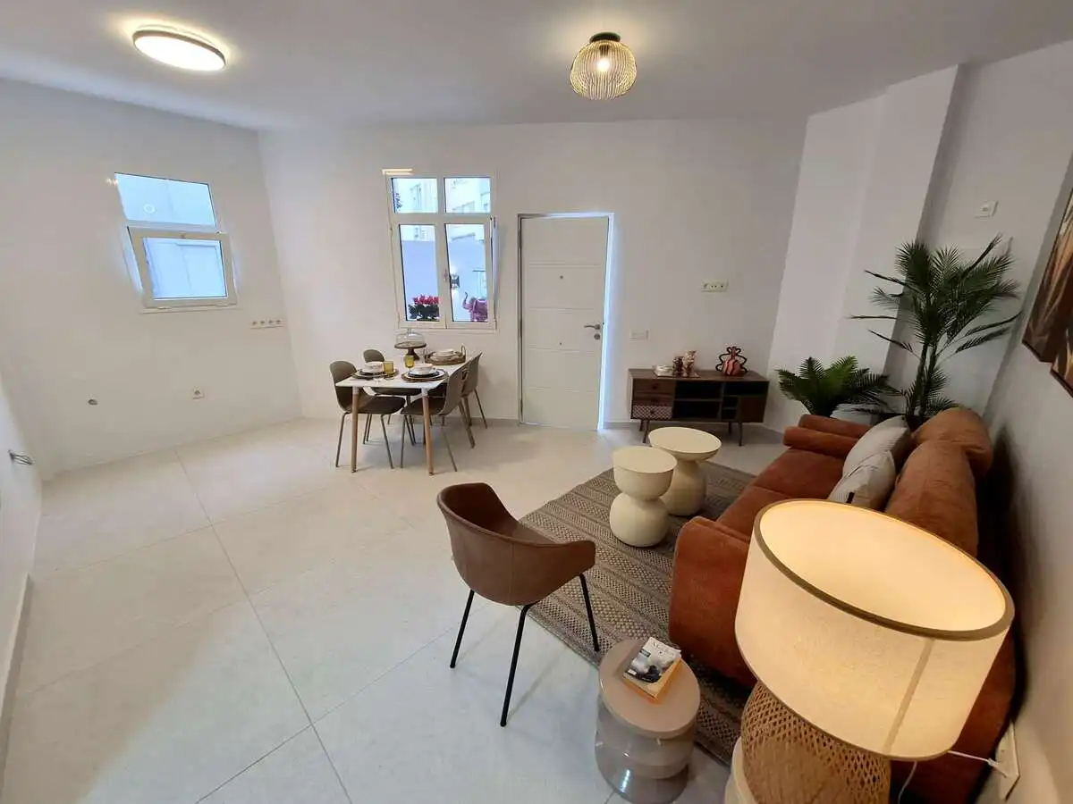 Sala de estar de Piso en venta en Centro - La Vega Alta