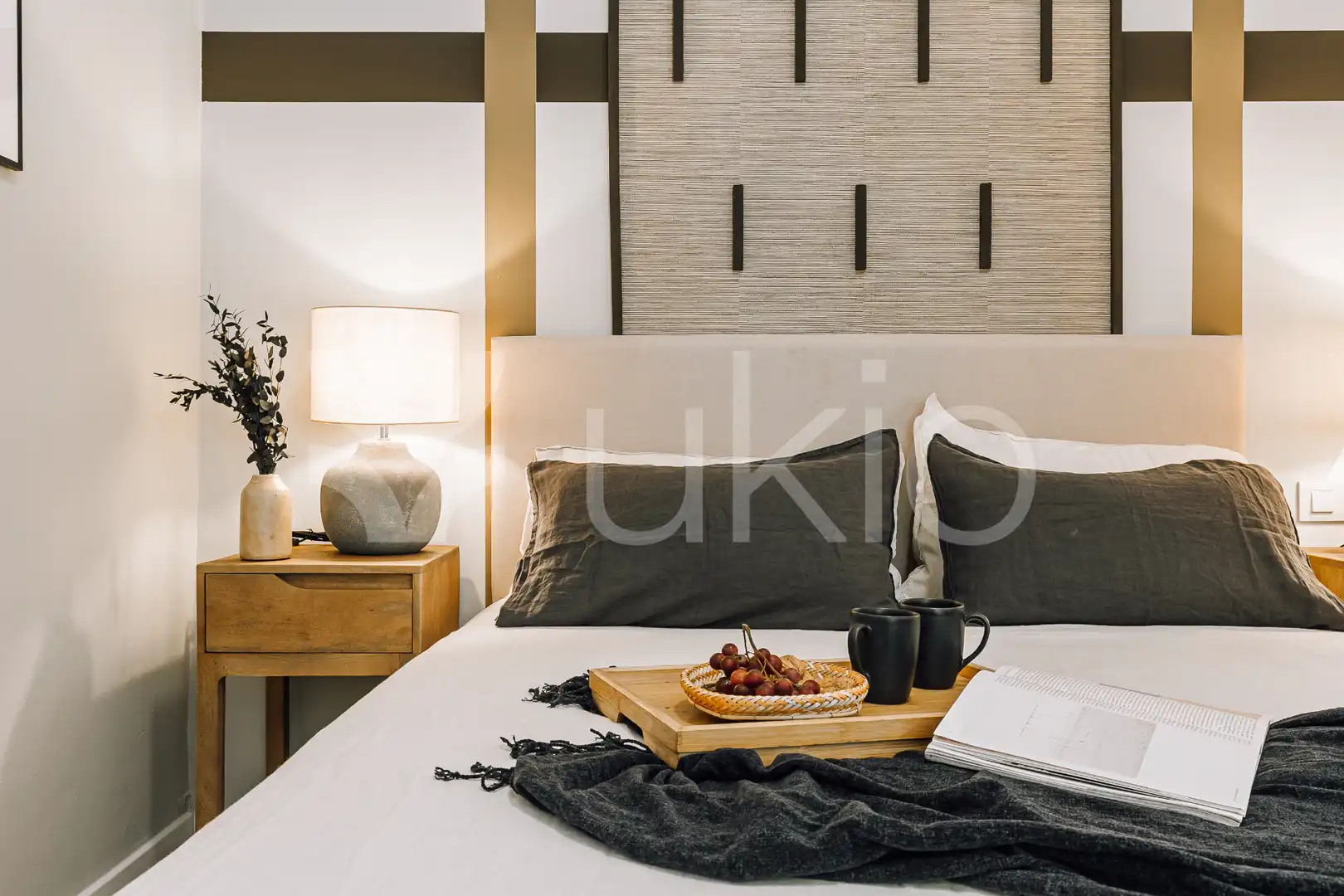 Schlafzimmer von Wohnungen zur Miete in Barcelona mit Heizung, Möbliert und Ofen
