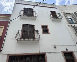 Vista exterior de Casa adosada en venda en  Sevilla Capital amb Aire condicionat, Calefacció i Terrassa