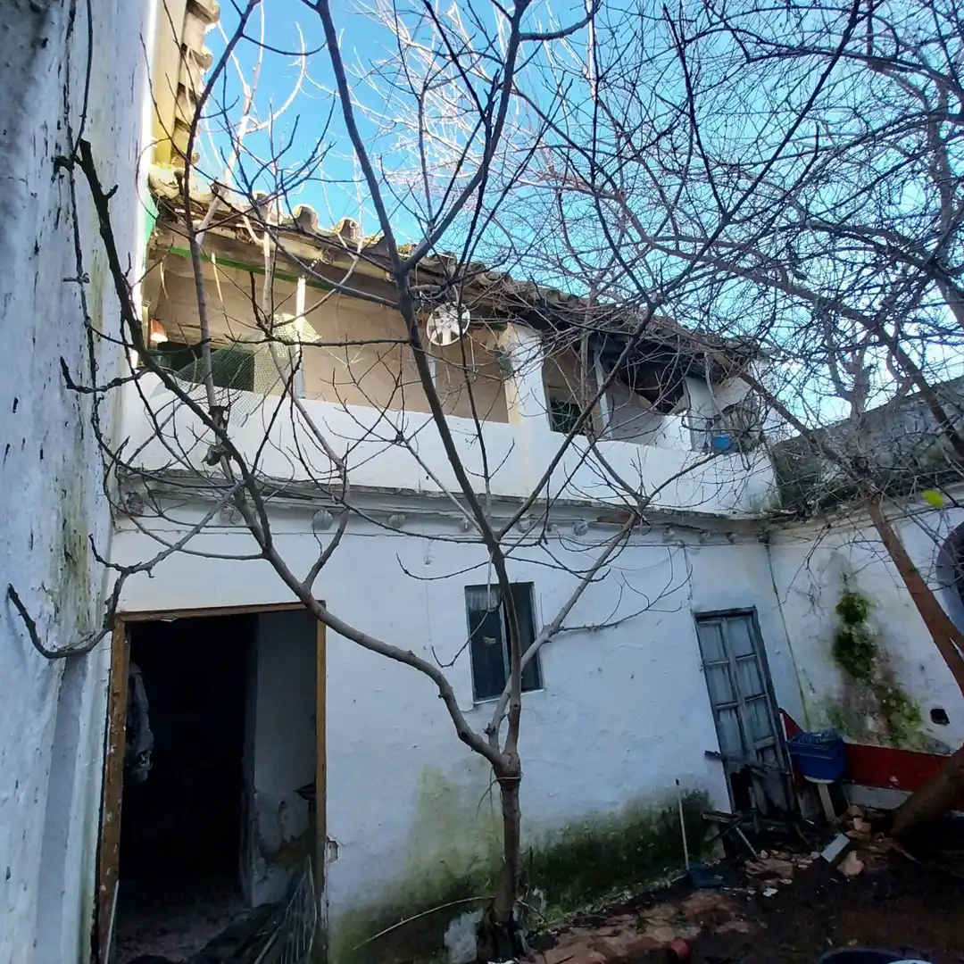 Vista exterior de Casa o xalet en venda en Carmona
