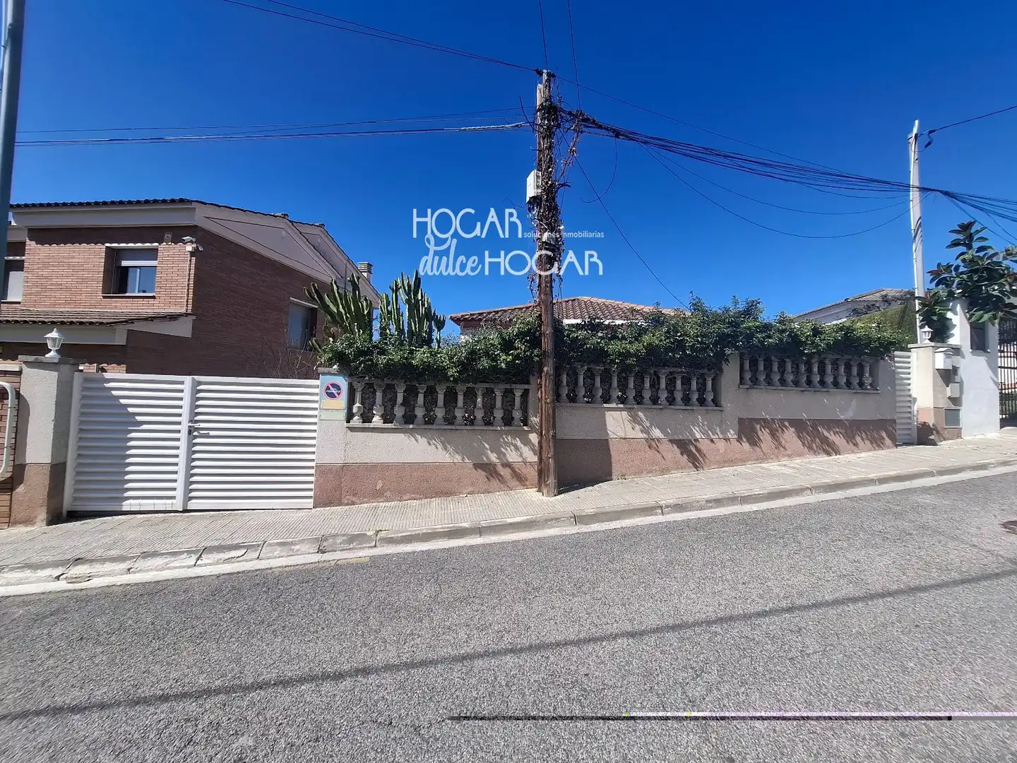 Vista exterior de Casa o xalet en venda en Calafell amb Aire condicionat, Calefacció i Terrassa
