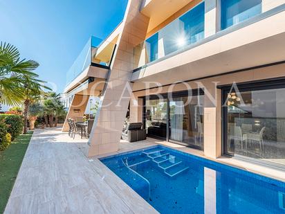 Swimming pool of House or chalet for sale in Cambrils  with Air Conditioner, Heating and Private garden