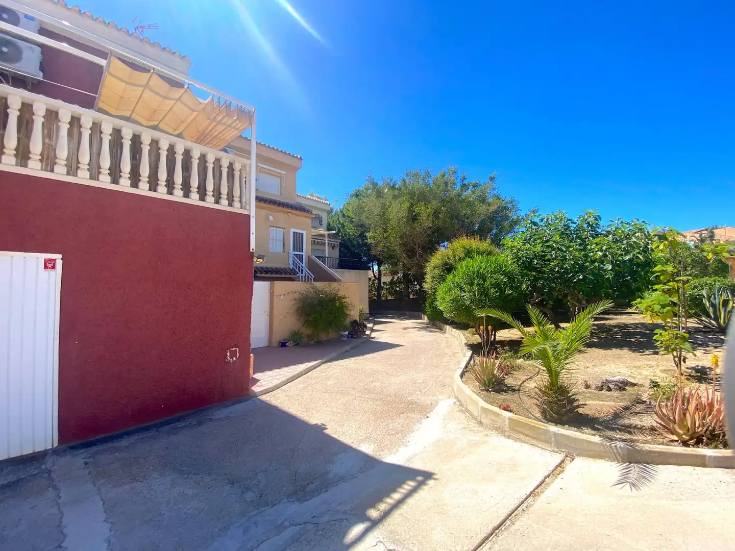 Vista exterior de Casa adosada en venta en Mazarrón con Piscina comunitaria