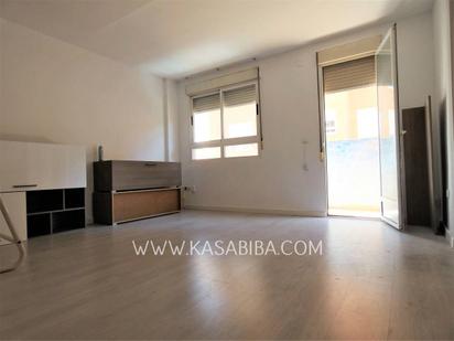 Bedroom of Flat for sale in  Valencia Capital  with Air Conditioner and Balcony