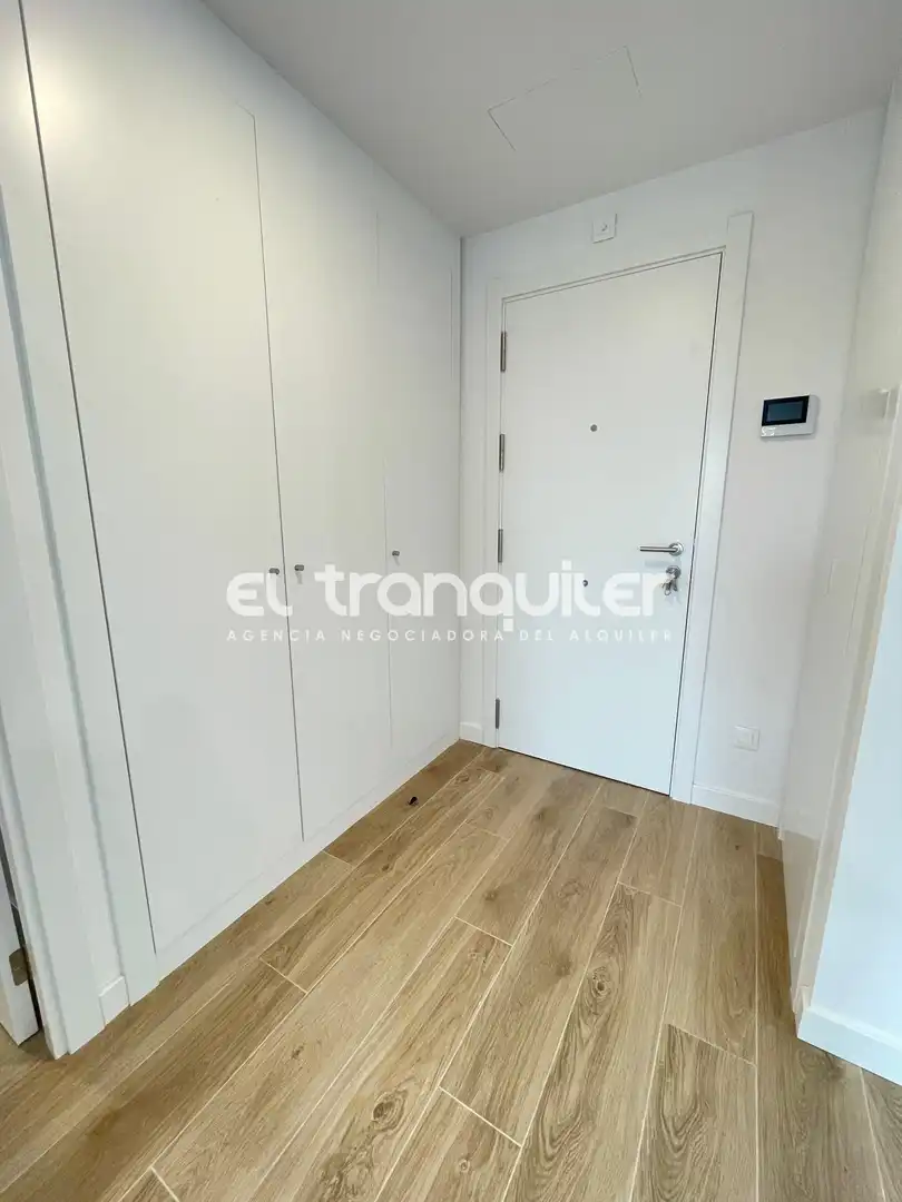 Piso de alquiler en Calle Avenida de la Seda, El Olivar