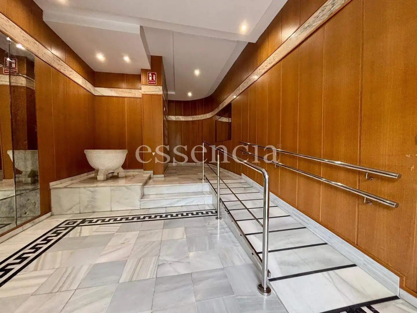 Flat for sale in Gandia  with Air Conditioner and Balcony