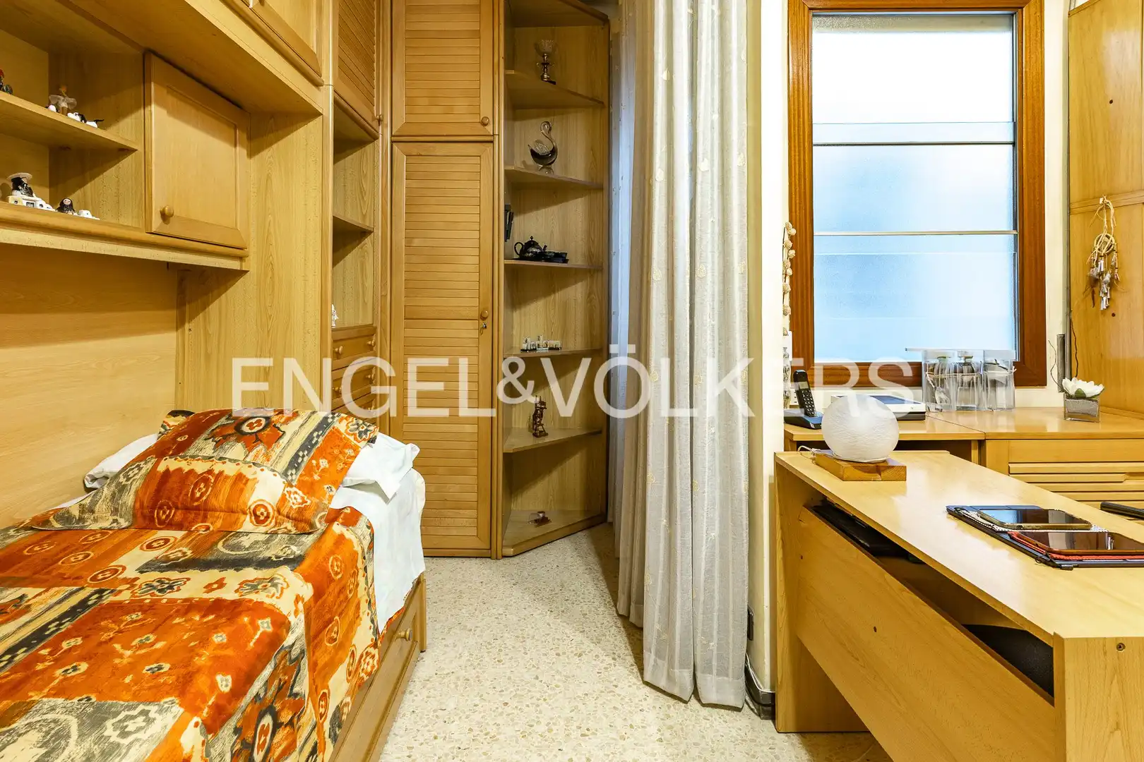 Habitación de Piso en venta en Barcelona con Aire acondicionado, Calefacción y Balcón