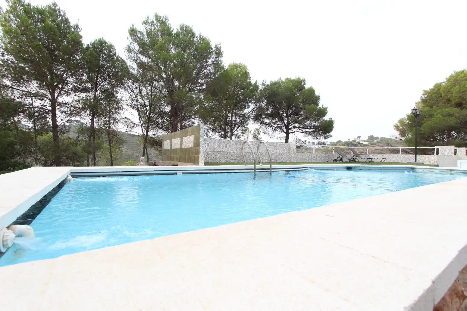 Piscina de Casa o xalet en venda en Torrent amb Aire condicionat, Calefacció i Terrassa