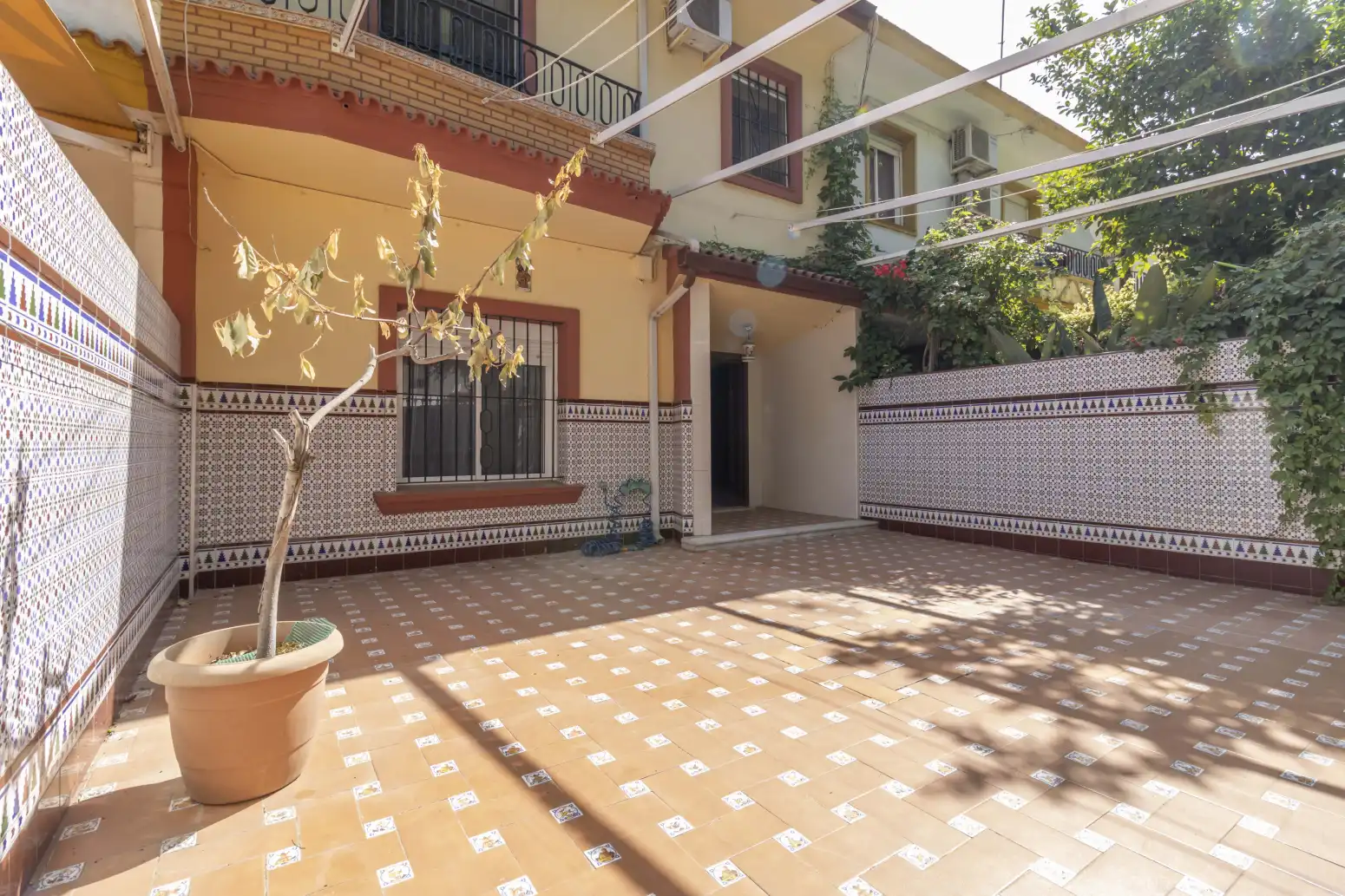 Casa adosada en venda a Tablada