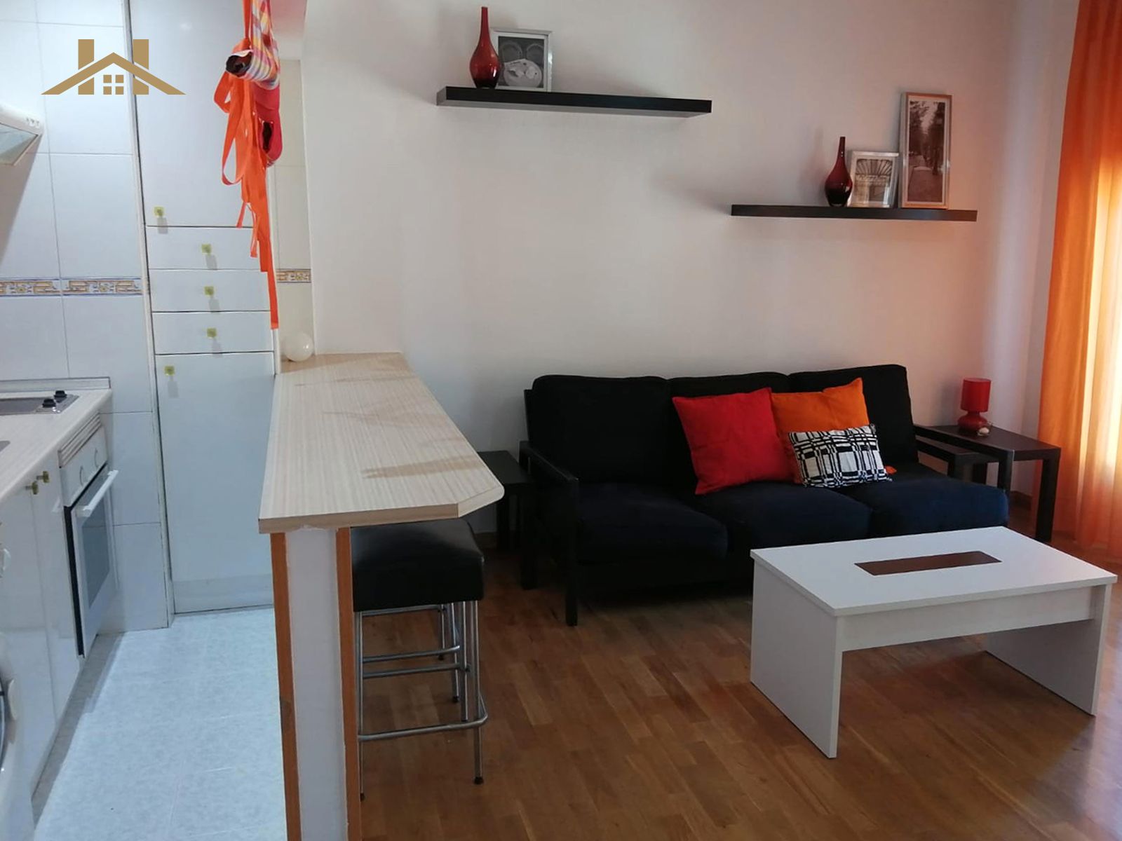 Sala d'estar de Pis en venda en Valdemoro amb Aire condicionat, Calefacció i Moblat