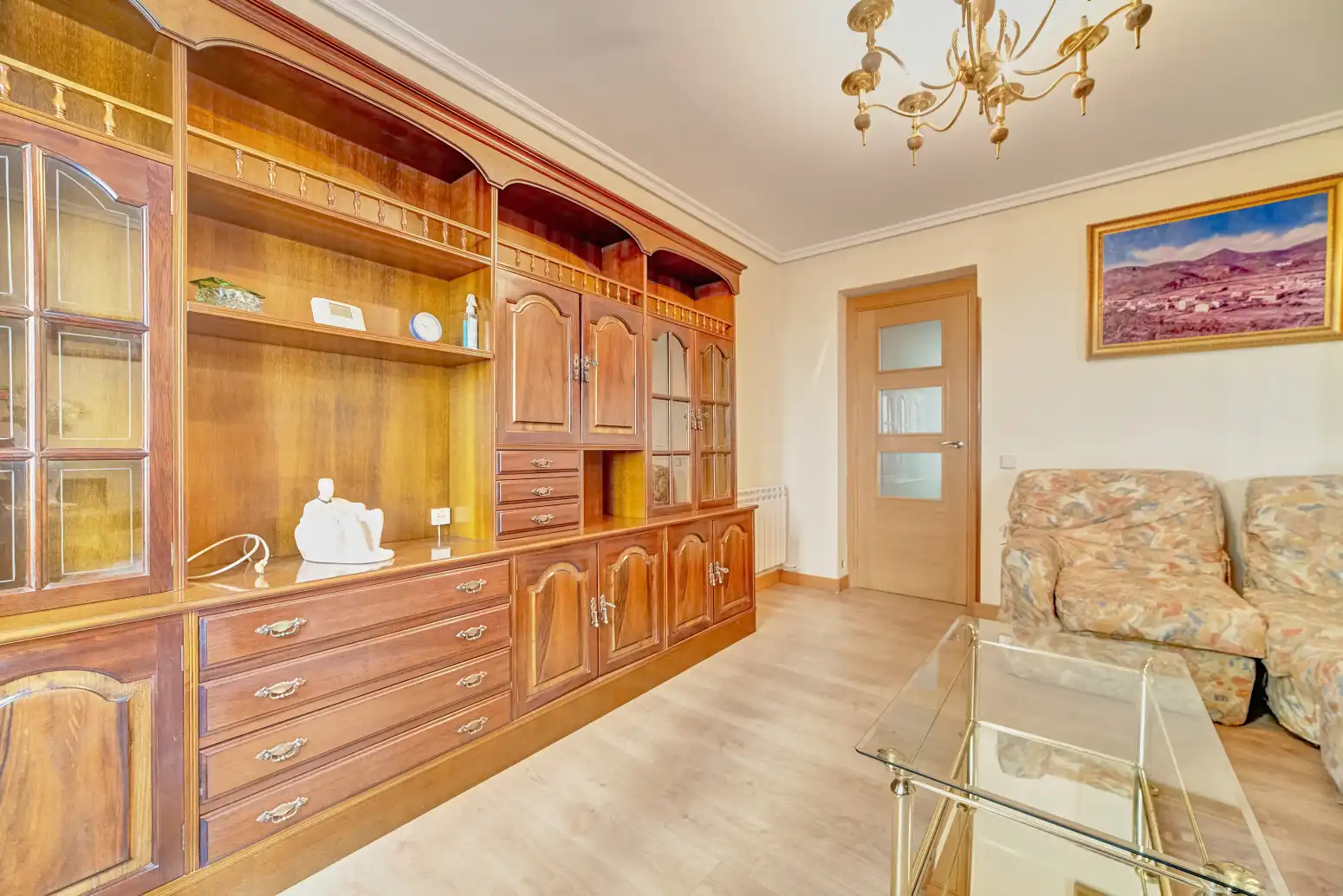 Sala de estar de Piso en venta en Burlada / Burlata con Calefacción, Parquet y Balcón