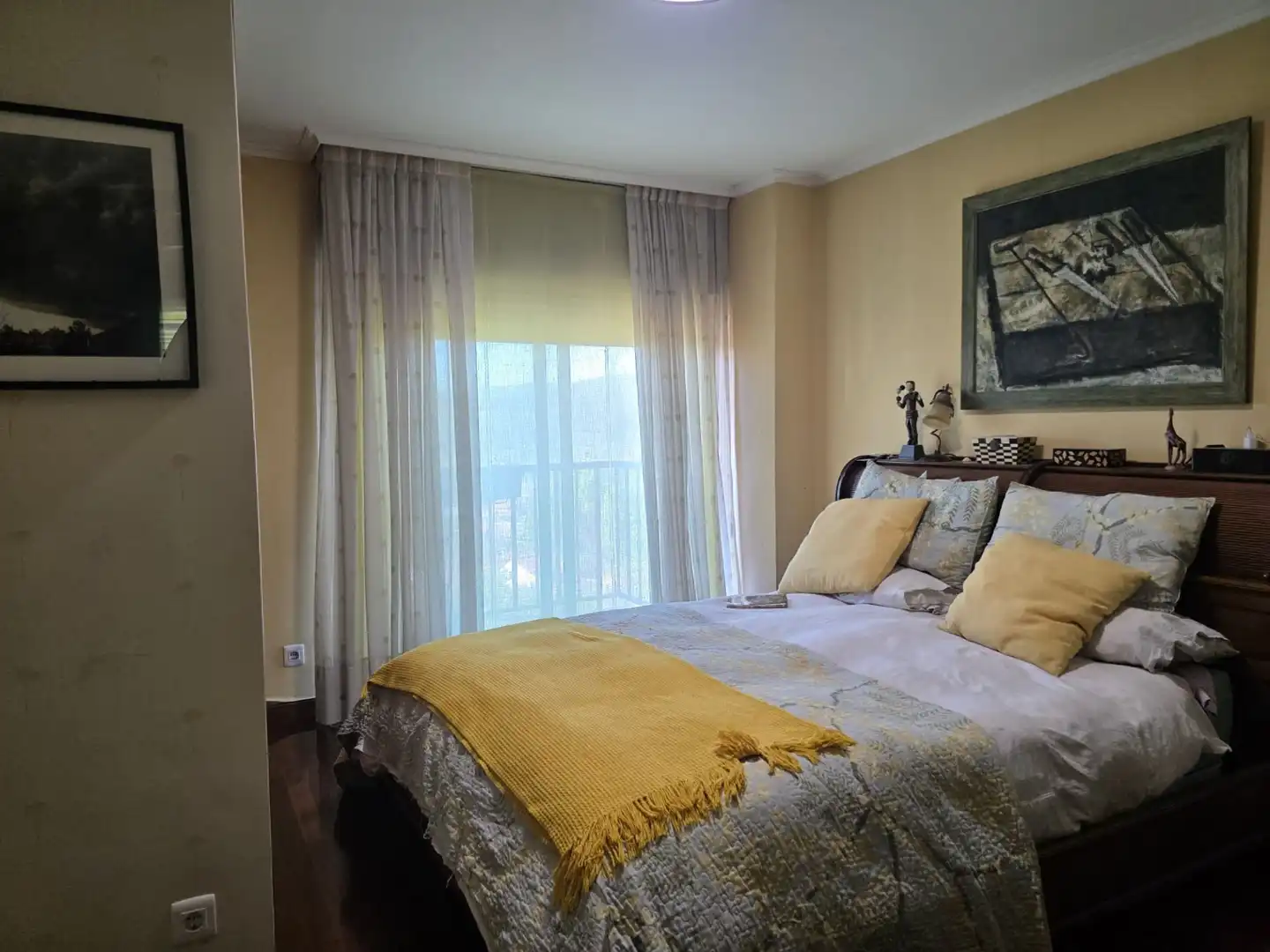 Habitación de Casa adosada en venta en Ponteareas con Calefacción, Jardín privado y Terraza