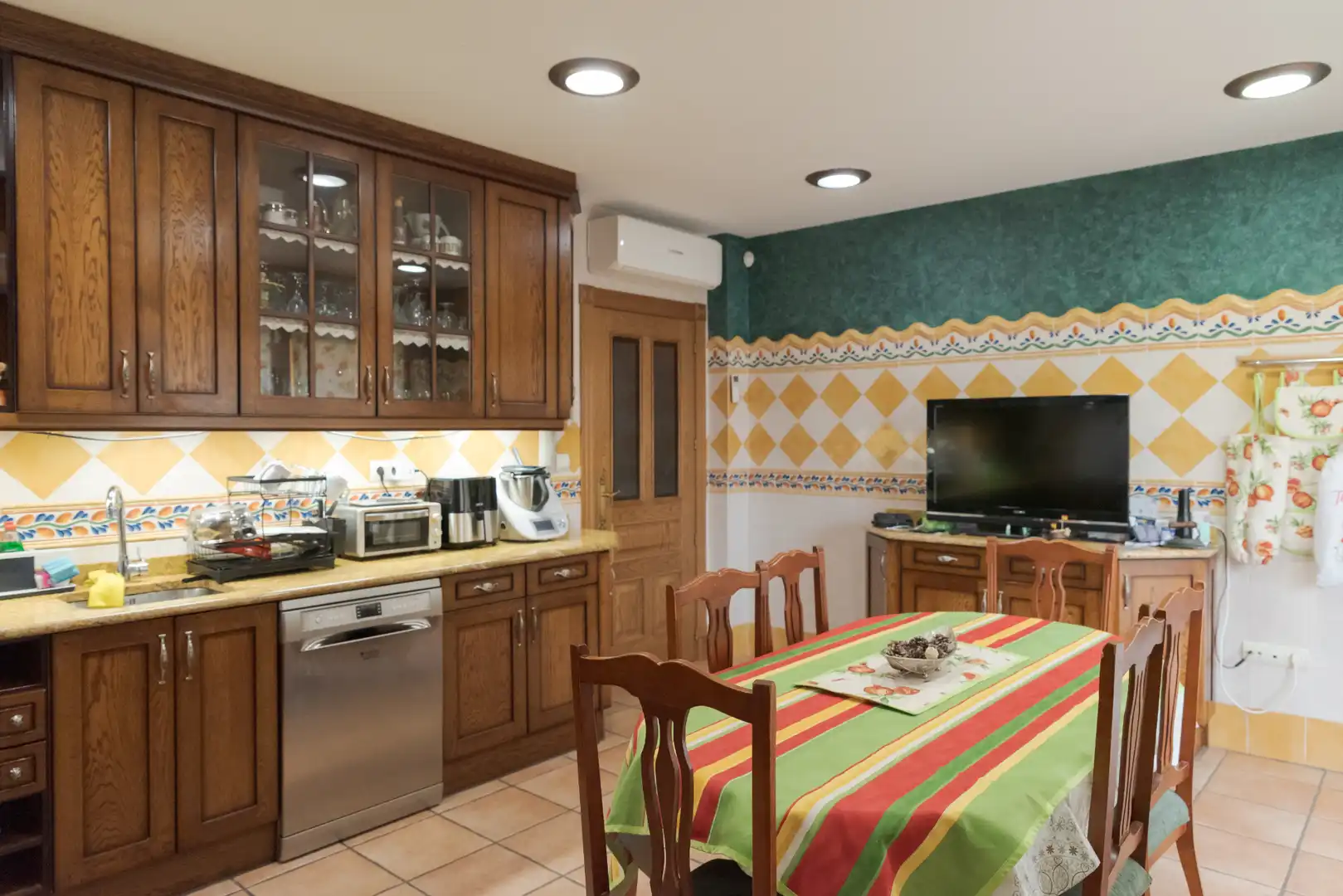 Cocina de Casa o chalet en venta en Gerindote con Aire acondicionado, Calefacción y Jardín privado
