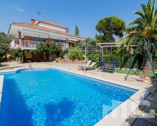 Piscina de Casa o xalet en venda en Viladecavalls amb Terrassa, Piscina i Balcó