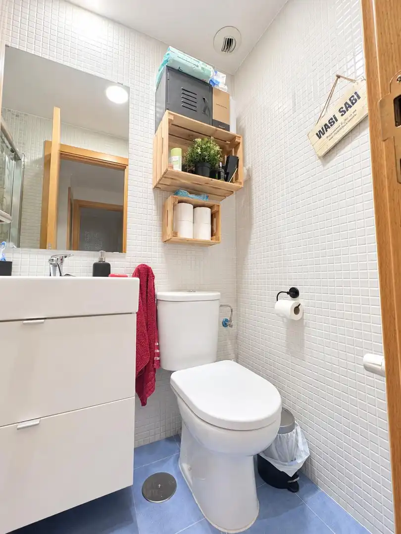 Bathroom of Flat for sale in Hospital